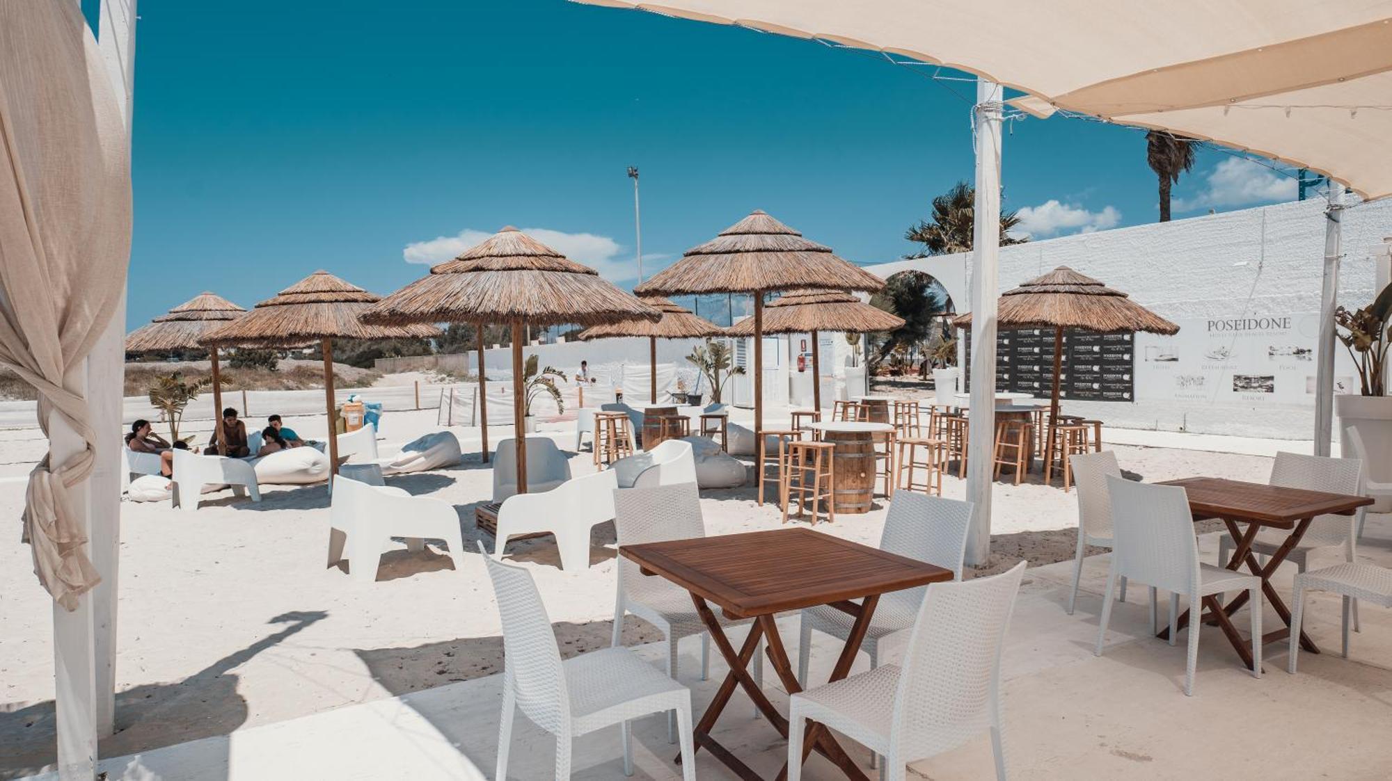 Villaggio Poseidone Beach Resort - Hotel トッレ・サン・ジョヴァンニ・ウジェント エクステリア 写真